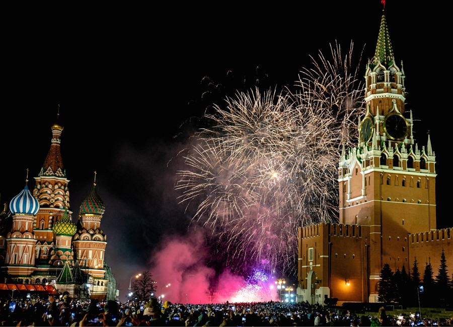 Red Square Fireworks, Moscow, Best Places to Spend New Year's Eve